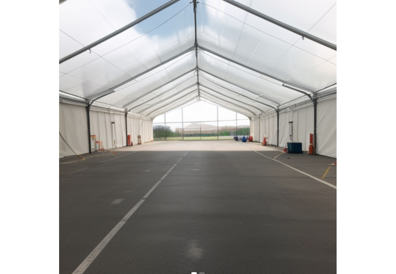 PVC canopies and hangars - a warehouse that can be quickly built and used