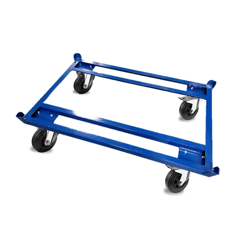 Platform / pallet trolley with light wheels